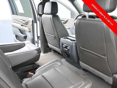 Used 2022 GMC Yukon XL Denali image 20