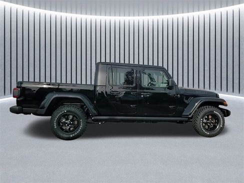New 2026 Jeep Gladiator Willys image 2