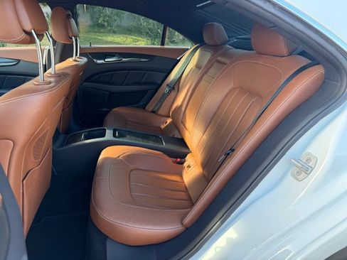 Used 2016 Mercedes-Benz CLS 550 image 9