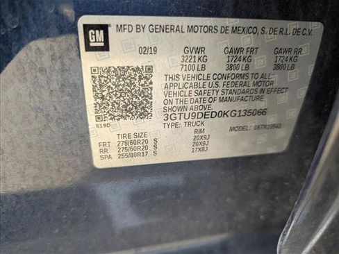 Used 2019 GMC Sierra 1500 SLT AWD/4WD image 16