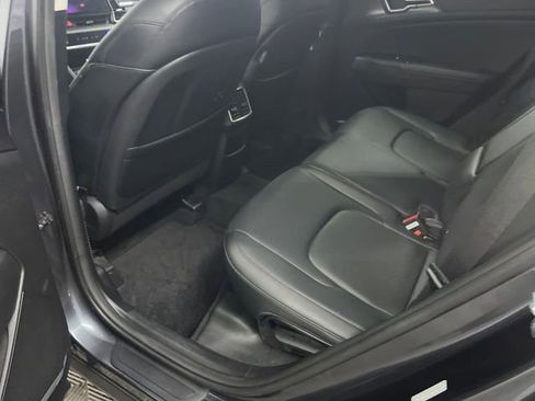 Certified 2023 Kia Sportage EX image 23