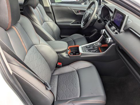 Used 2023 Toyota RAV4 Adventure image 22