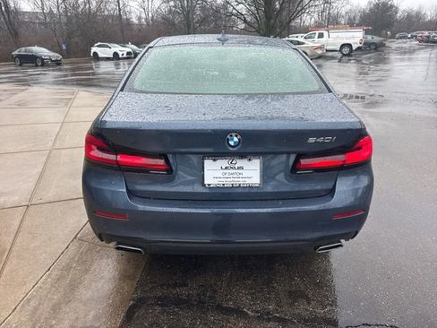 Used 2023 BMW 540i w/ Premium Package image 4