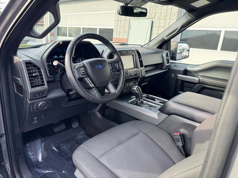 Used 2018 Ford F150 XLT w/ Equipment Group 302A Luxury image 11