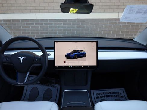 Used 2023 Tesla Model 3 Standard Range image 30