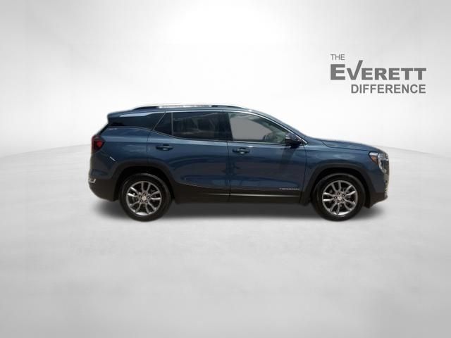 Used 2024 GMC Terrain SLT FWD image 8