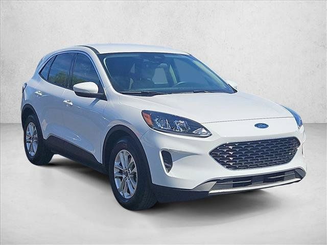 Certified 2020 Ford Escape SE FWD image 4