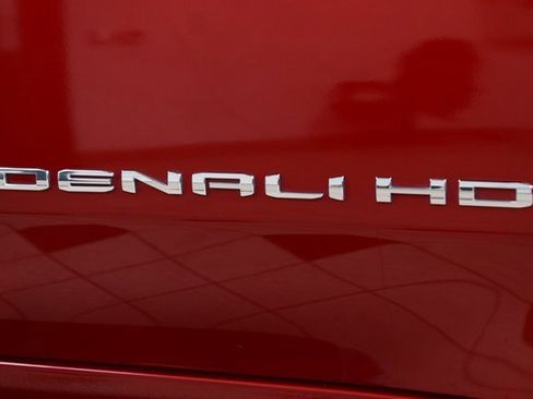 Used 2021 GMC Sierra 3500 Denali w/ Denali Ultimate Package image 18