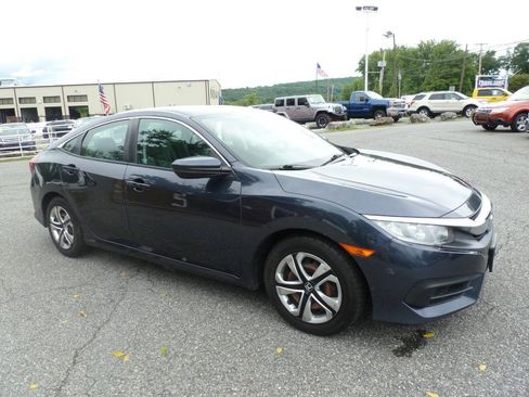 Used 2018 Honda Civic LX image 4