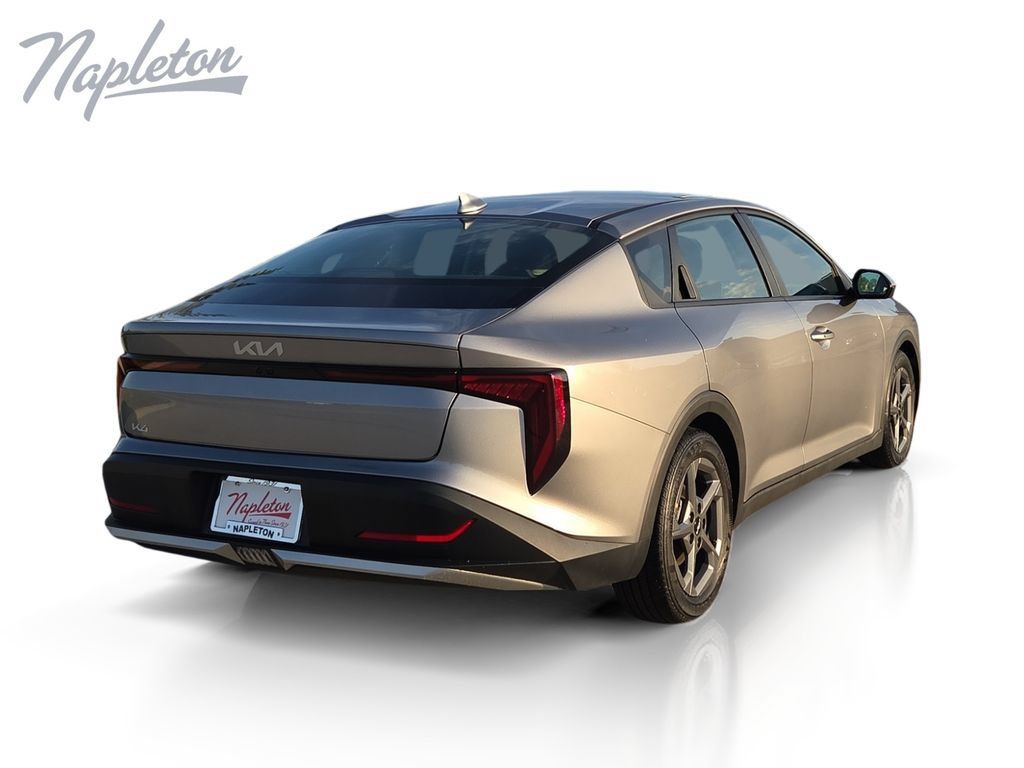 Used 2025 Kia K4 FWD image 5