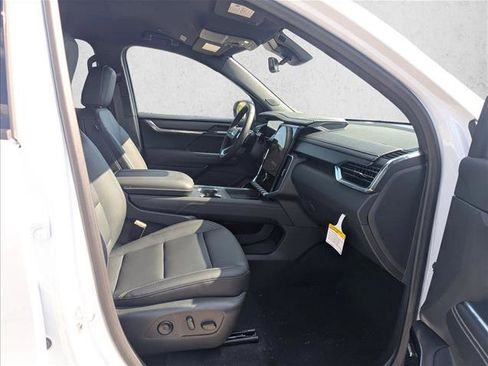 New 2026 GMC Acadia Elevation w/ Elevation Premium Package image 20