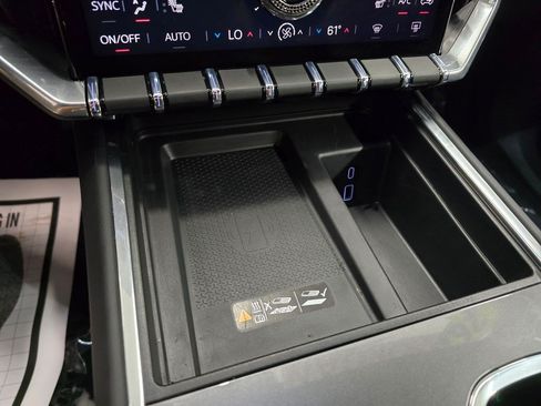 Used 2026 GMC Acadia Elevation FWD image 29