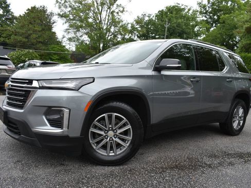 Used 2023 Chevrolet Traverse LT w/ LPO, Cargo Package AWD/4WD image 48