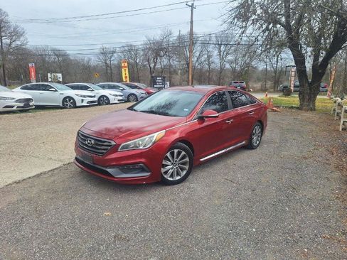 Used 2016 Hyundai Sonata Sport w/ Option Group 03 FWD image 5