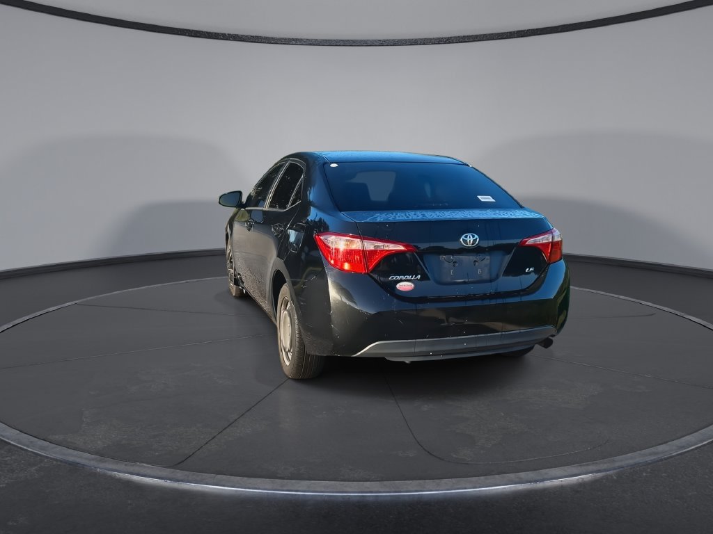 Used 2018 Toyota Corolla LE FWD image 7