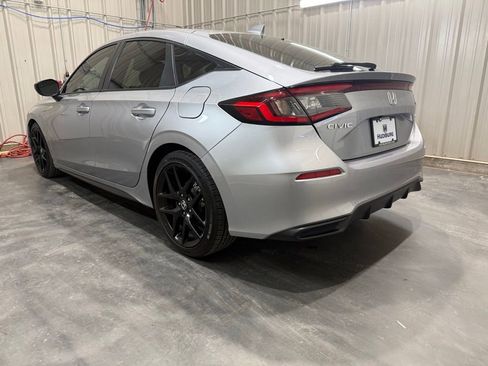 Used 2025 Honda Civic Sport image 16