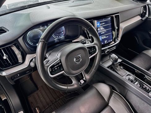 Used 2019 Volvo S60 T6 R-Design AWD/4WD image 14