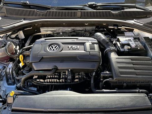 Used 2024 Volkswagen Jetta GLI 40th Anniversary Edition FWD image 28