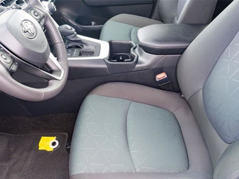 Used 2025 Toyota RAV4 XLE w/ Weather Package FWD image 10