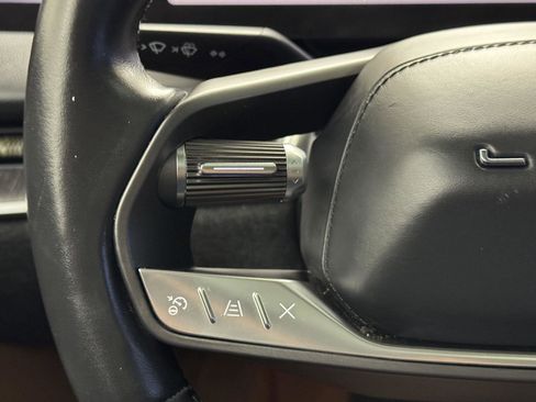 Used 2023 Lucid Air Touring image 25