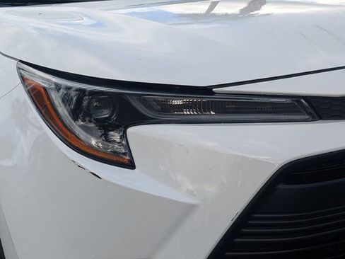 Used 2024 Toyota Corolla LE image 12