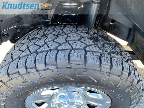 Used 2019 RAM 2500 Tradesman image 15