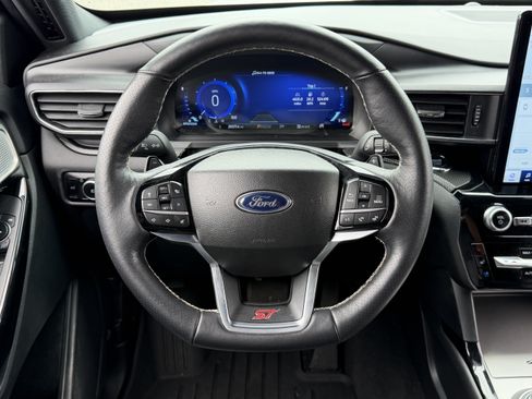 Used 2023 Ford Explorer ST w/ Equipment Group 401A AWD/4WD image 15