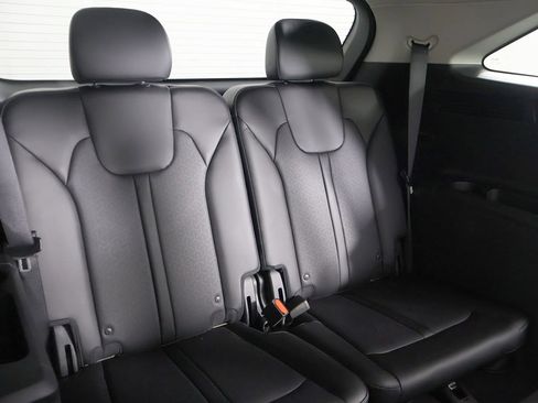 Used 2023 Kia Sorento S FWD image 37