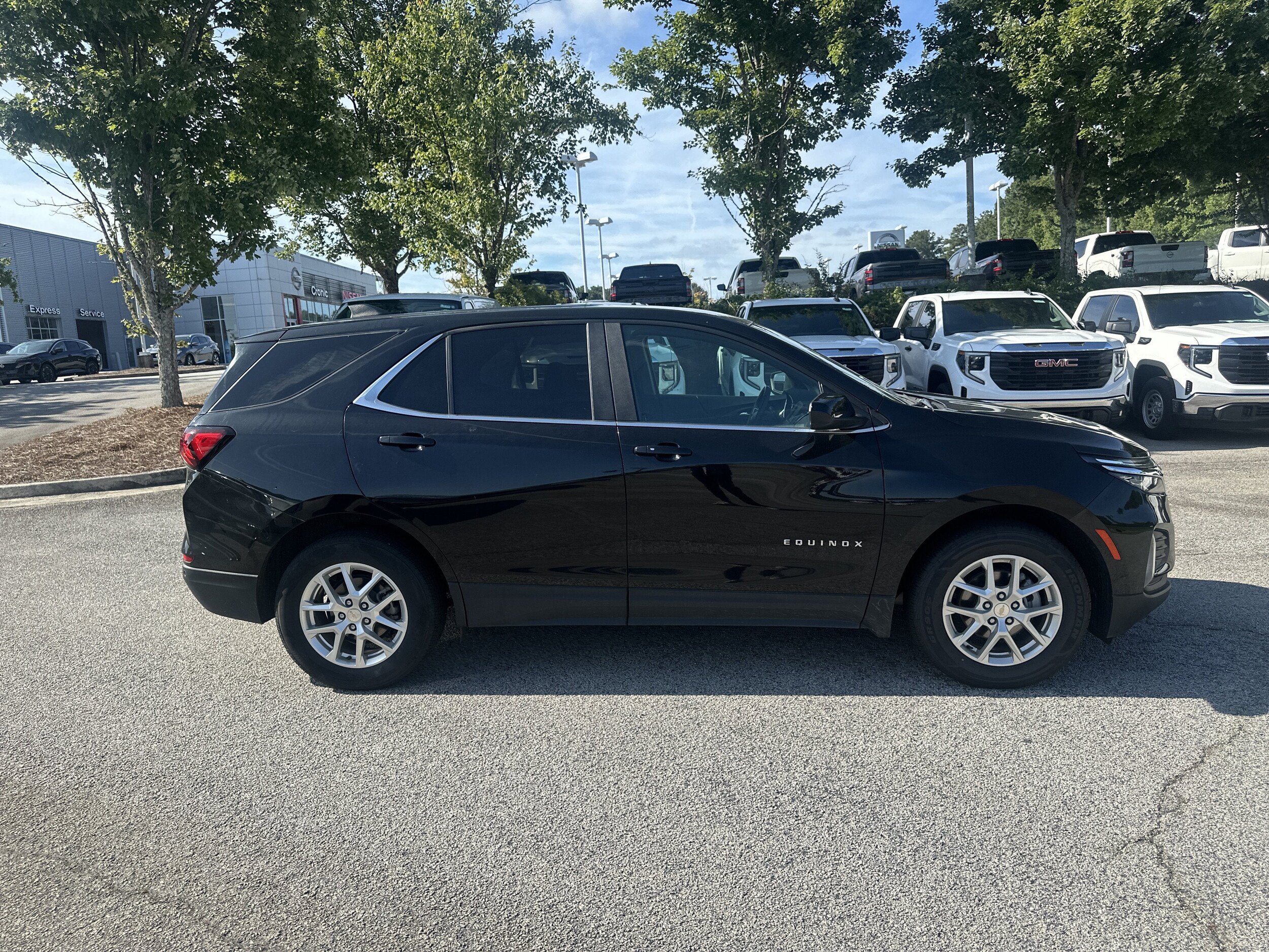Used 2024 Chevrolet Equinox LT AWD/4WD image 38