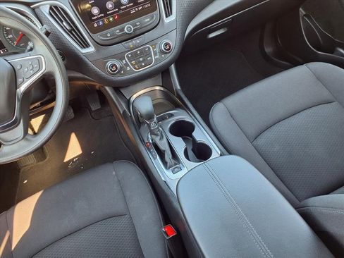 Used 2024 Chevrolet Malibu LT image 10