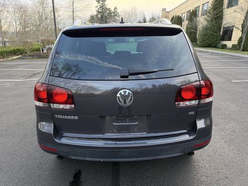 Used 2008 Volkswagen Touareg V6 image 6