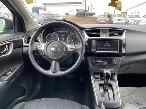 Used 2019 Nissan Sentra SV image 12