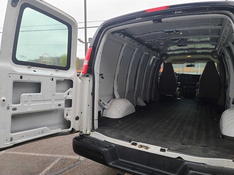 Used 2021 Chevrolet Express 2500 Extended w/ Driver Convenience Package RWD image 25