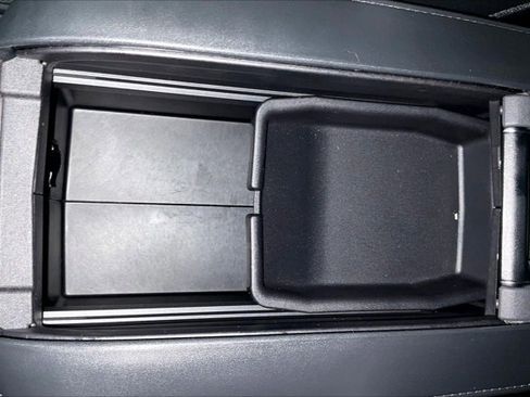 Used 2025 Toyota Highlander Platinum image 41