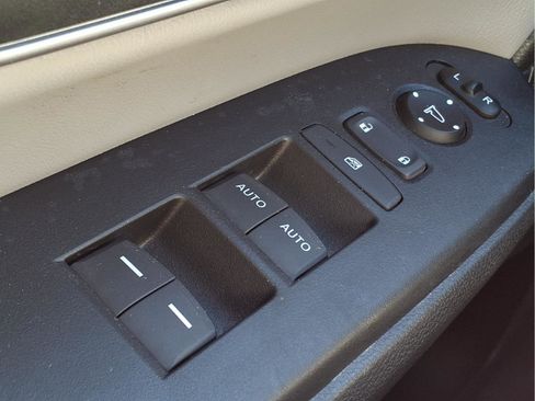 Certified 2021 Honda CR-V Touring image 32