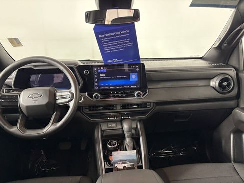 Used 2024 Chevrolet Colorado Trail Boss image 25