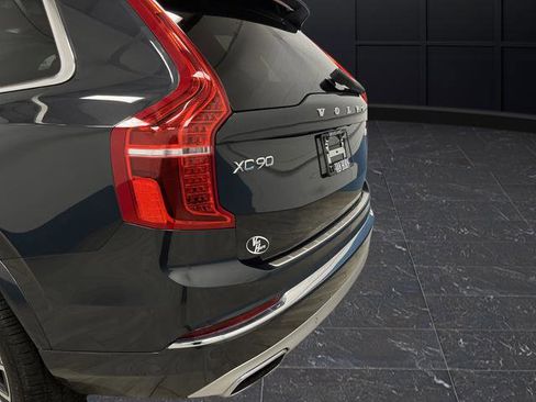 Used 2021 Volvo XC90 T8 Inscription Expression w/ Advanced Package image 36