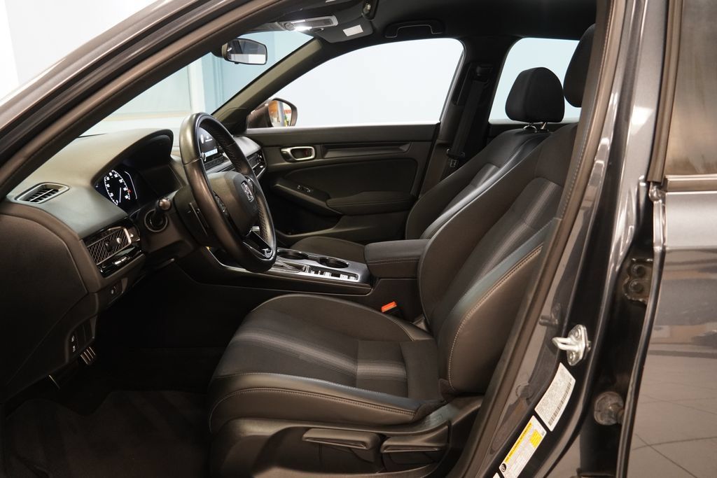 Used 2023 Honda Civic Sport image 5