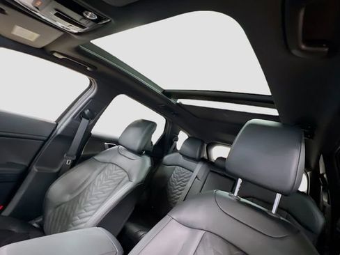 New 2026 Kia Sportage X-Line w/ X-Line Technology Package image 23