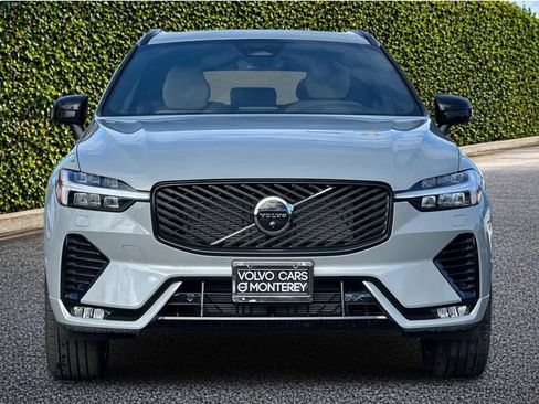 New 2026 Volvo XC60 B5 Plus w/ Climate Package AWD/4WD image 9