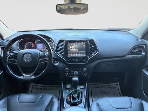 Used 2019 Jeep Cherokee Limited AWD/4WD image 22