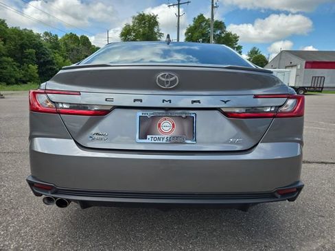 Used 2025 Toyota Camry SE w/ Convenience Package AWD/4WD image 23
