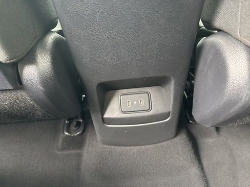 Used 2023 Kia Soul S image 40