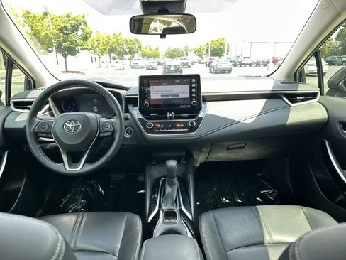 Certified 2020 Toyota Corolla XLE FWD image 29