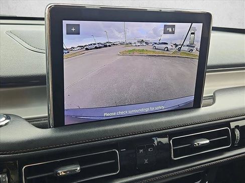 Used 2023 Lincoln Aviator 2WD image 12