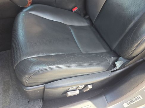 Used 2010 Lexus LS 460 L RWD image 39