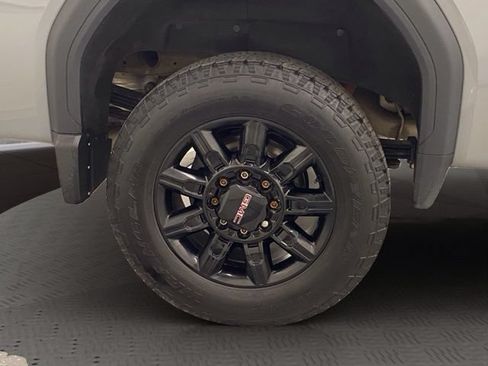 Used 2024 GMC Sierra 2500 AT4 w/ AT4 Preferred Package AWD/4WD image 39