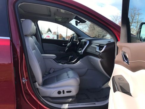 Used 2019 GMC Acadia SLT image 54