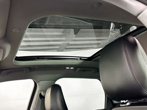 Used 2022 Lincoln Corsair Reserve w/ Equipment Group 201A image 19