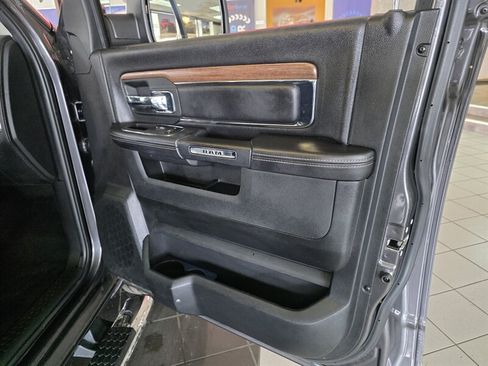 Used 2017 RAM 1500 Laramie w/ Convenience Group AWD/4WD image 27